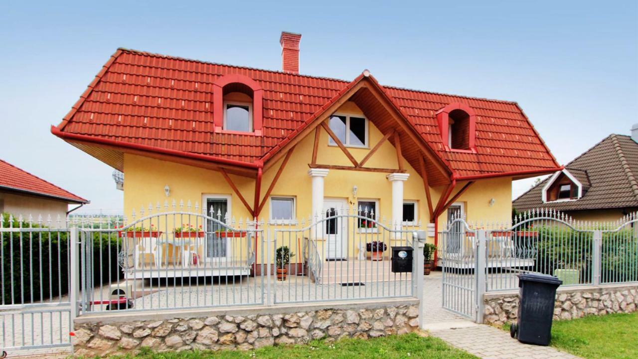Lena Apartman Hévíz Εξωτερικό φωτογραφία