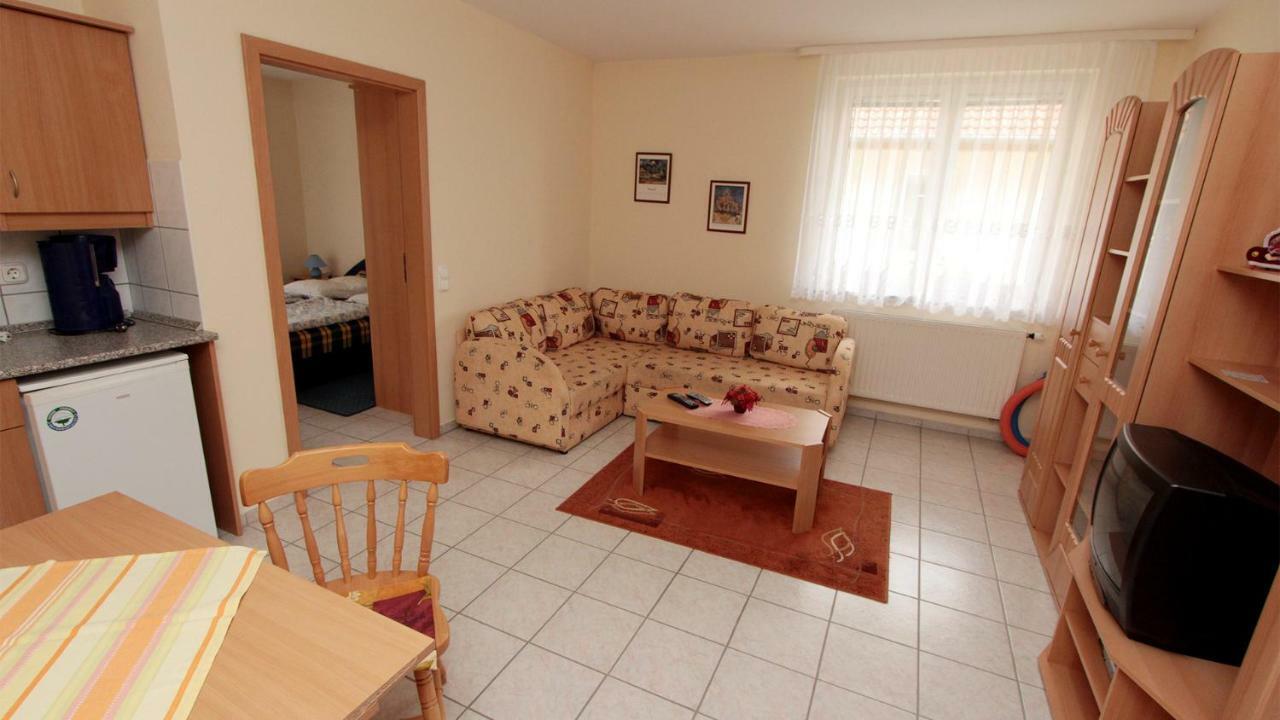 Lena Apartman Hévíz Εξωτερικό φωτογραφία